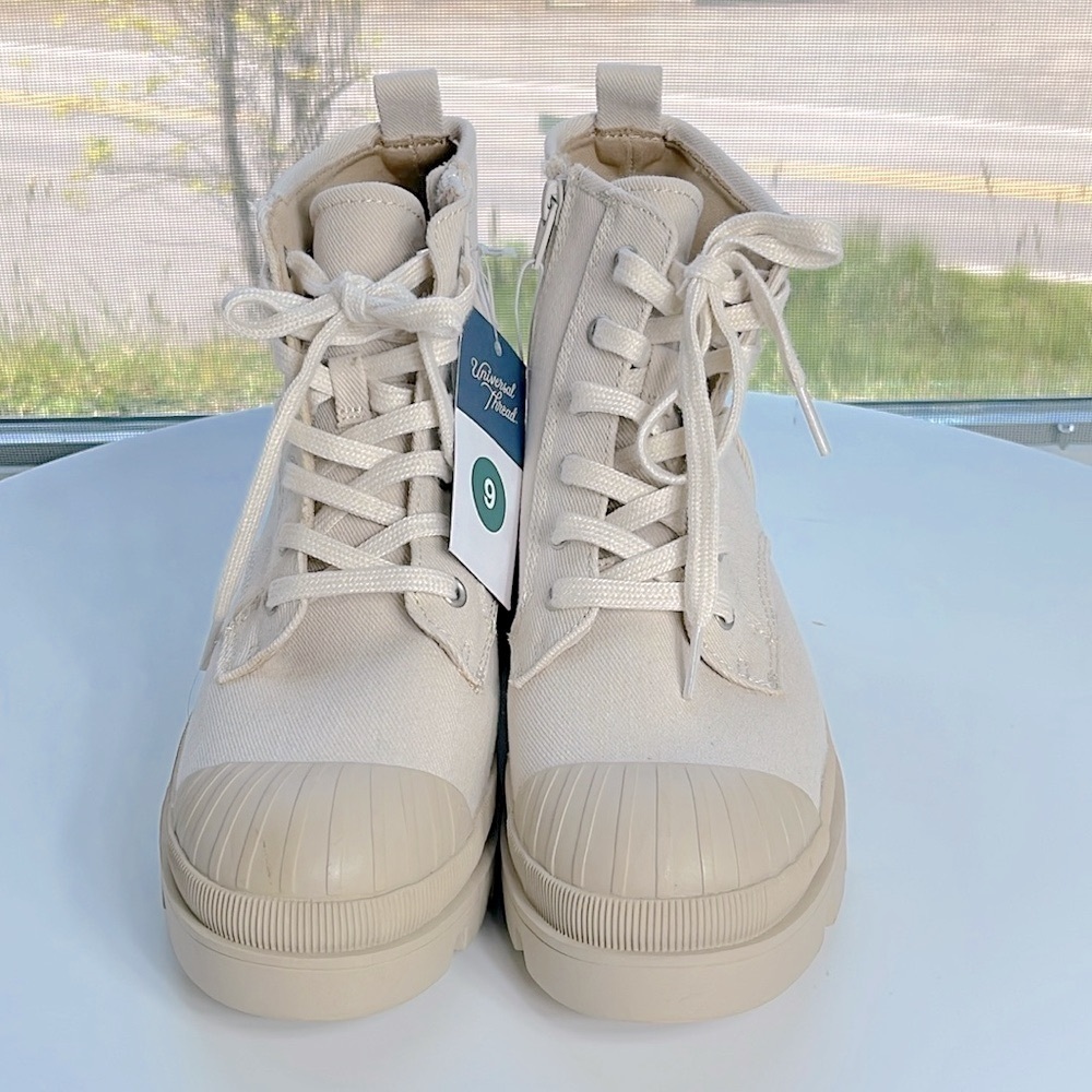 Universal Thread Cream Hiking Sneaker Boots Zippered Rubber Soles Size 9 - Picture 4 of 13